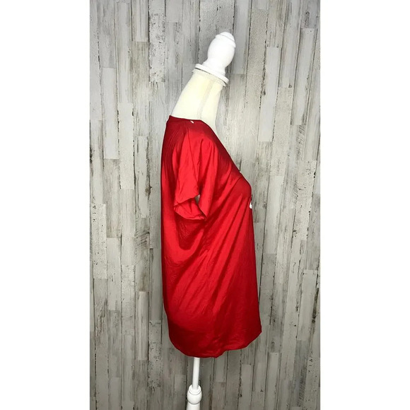 NWT Houston Rockets Women's Red‎ Primary Logo T-Shirt Size Medium - Picture 2 of 4